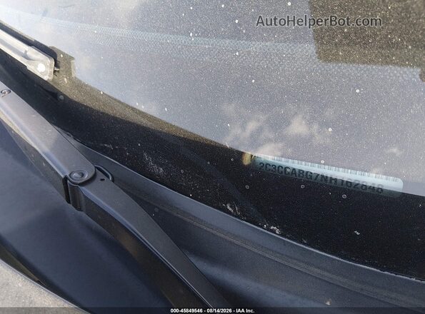 2C3CCABG7NH162848 2022 CHRYSLER 300 Black Vista del compartimento del motor