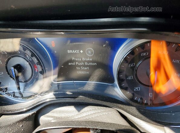 2C3CCABG8KH637984 2019 CHRYSLER 300 Charcoal Вид щитка приладів