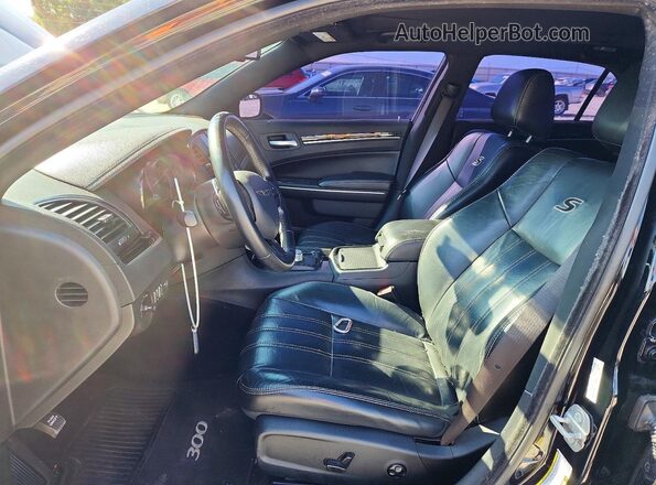 2C3CCABGXHH603635 2017 CHRYSLER 300 Black Vista interior delantera