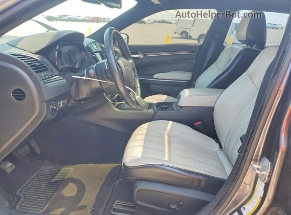 2C3CCABGXJH228898 2018 CHRYSLER 300 Gray წინა სალონის ხედი