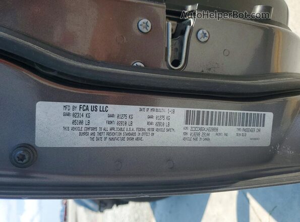 2C3CCABGXJH228898 2018 CHRYSLER 300 Gray ძრავის განყოფილების ხედი