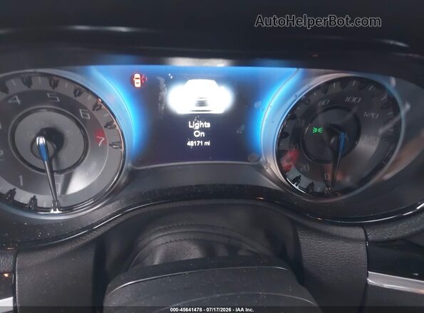 2C3CCABGXJH313837 2018 CHRYSLER 300 Бордовый Вид задних сидений