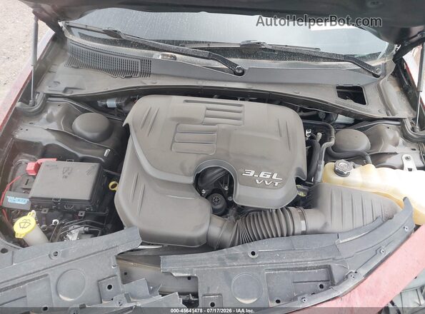 2C3CCABGXJH313837 2018 CHRYSLER 300 Бордовый Вид сзади