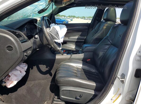2C3CCABT7LH180826 2020 CHRYSLER 300 White Вид салону спереду