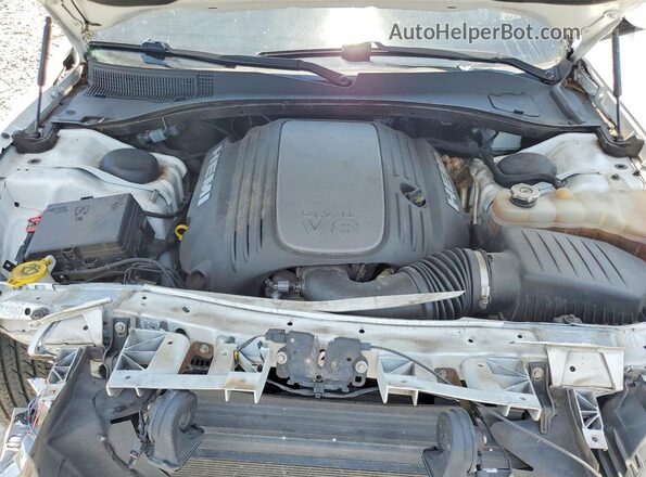 2C3CCABT8MH582226 2021 CHRYSLER 300 White უკანა სალონის ხედი
