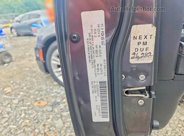 2C3CCAEG2GH181757 2016 CHRYSLER 300 Gray Vista del compartimento del motor