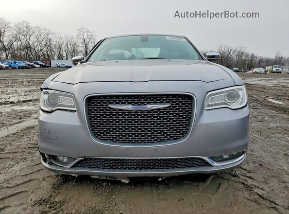 2C3CCAEG3JH127049 2018 CHRYSLER 300 Серебряный Панорамный вид салона 360°