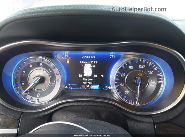 2C3CCAEG4GH181579 2016 CHRYSLER 300 Burgundy Հետևի նստատեղերի տեսք