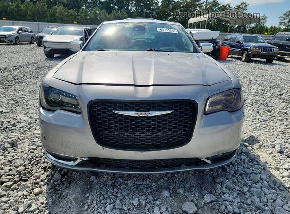2C3CCAEG4HH570305 2017 CHRYSLER 300 Серебряный Вид спереди
