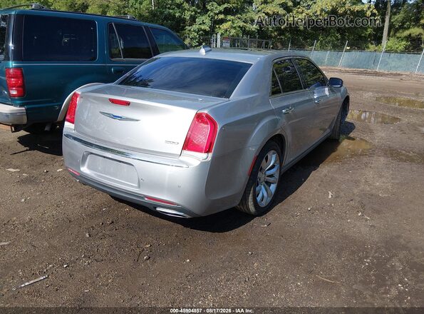 2C3CCAEG5JH296411 2018 CHRYSLER 300 Silver Задня права чверть