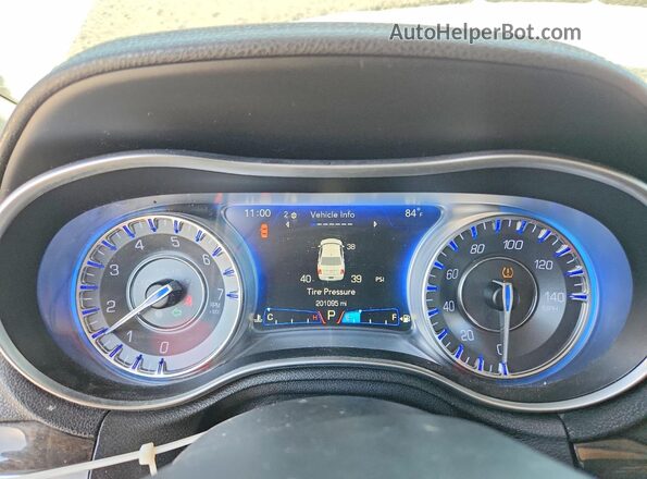 2C3CCAEG6HH580043 2017 CHRYSLER 300 Black Սարքավորումների վահանակի տեսք