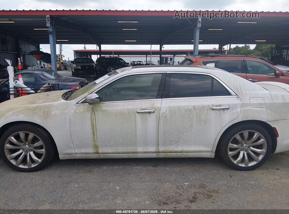 2C3CCAEG7HH586546 2017 CHRYSLER 300 White Սալոնի 360 աստիճան տեսք