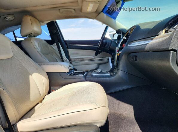 2C3CCAEG8GH282298 2016 CHRYSLER 300 Белый Вид салона спереди