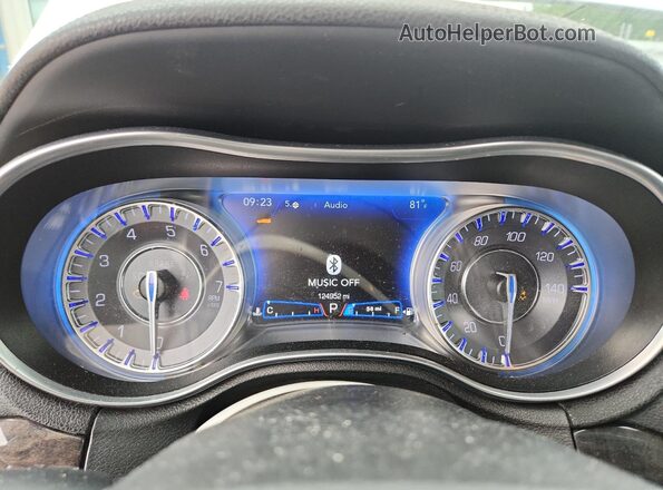 2C3CCAEG8LH127891 2020 CHRYSLER 300 White Вид щитка приладів