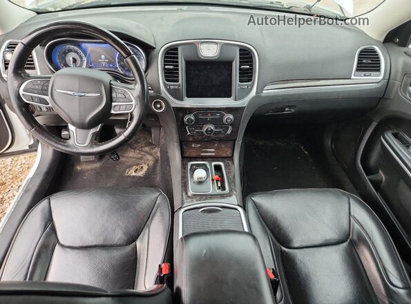 2C3CCAEG8LH127891 2020 CHRYSLER 300 White Вид панелі приладів