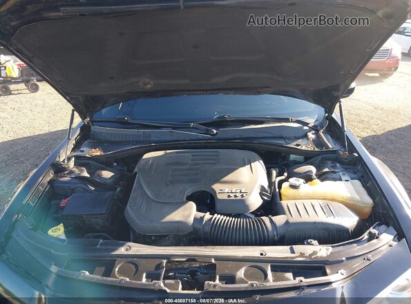 2C3CCAEG9JH136788 2018 CHRYSLER 300 Black Հետևի տեսք