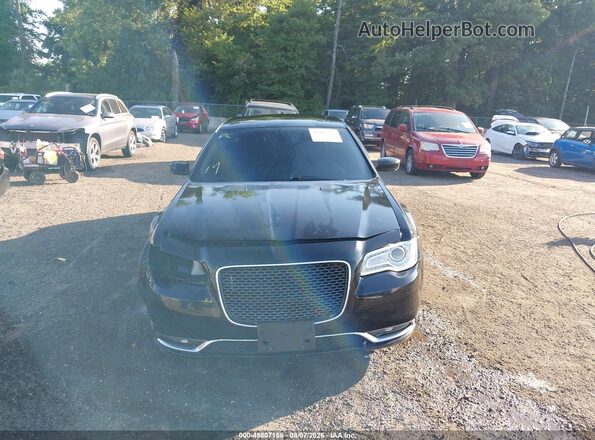 2C3CCAEG9JH136788 2018 CHRYSLER 300 Black Սարքավորումների վահանակի տեսք