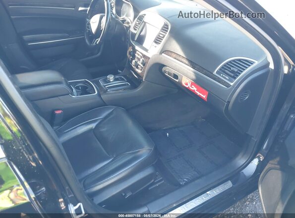 2C3CCAEG9JH136788 2018 CHRYSLER 300 Black Սալոնի դիմացի տեսք