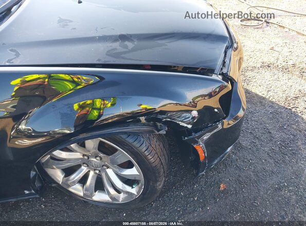 2C3CCAEG9JH136788 2018 CHRYSLER 300 Black Դիմացի տեսք