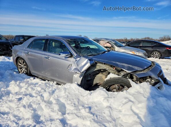 2C3CCAEGXJH126903 2018 CHRYSLER 300 Silver Widok zestawu wskaźników