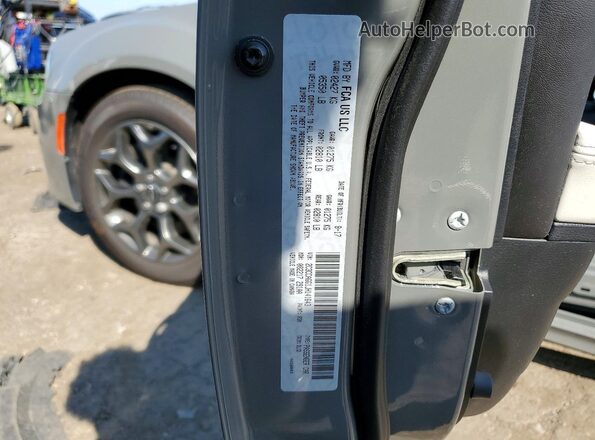 2C3CCAGG1JH141643 2018 CHRYSLER 300 Gray Widok komory silnika