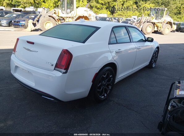 2C3CCAGG1JH267842 2018 CHRYSLER 300 White Trasero derecho