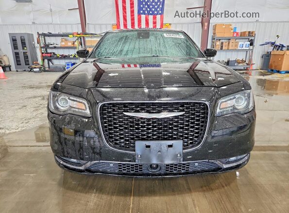 2C3CCAGG2JH321195 2018 CHRYSLER 300 Black წინა ხედი