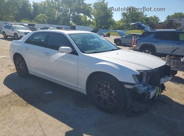 2C3CCAGG6JH165615 2018 CHRYSLER 300 White Delantero derecho