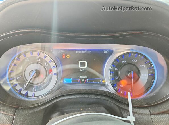 2C3CCAGG7GH311478 2016 CHRYSLER 300 Charcoal Սարքավորումների վահանակի տեսք