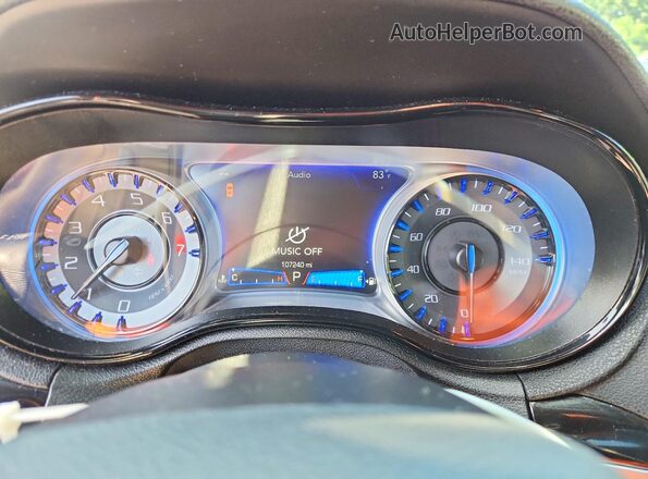 2C3CCAGG8KH561482 2019 CHRYSLER 300 Черный Вид щитка приборов