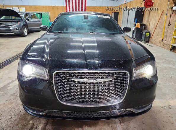2C3CCAGG9HH637588 2017 CHRYSLER 300 Black Դիմացի տեսք