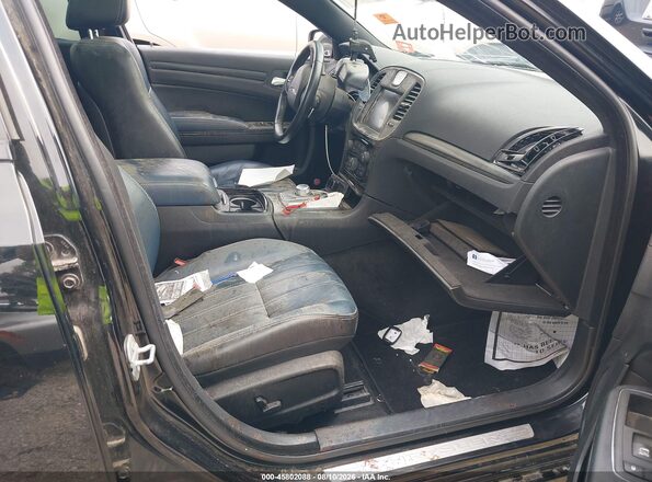 2C3CCAGGXGH117012 2016 CHRYSLER 300 Black Widok wnętrza z przodu