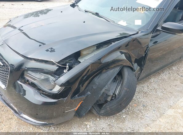 2C3CCAGGXGH117012 2016 CHRYSLER 300 Black Widok z przodu