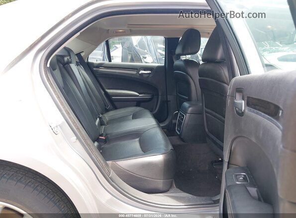 2C3CCAKG3JH304560 2018 CHRYSLER 300 Серебряный Вид наклейки с VIN-кодом