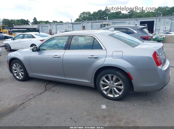 2C3CCAKG3JH304560 2018 CHRYSLER 300 Серебряный Панорамный вид салона 360°