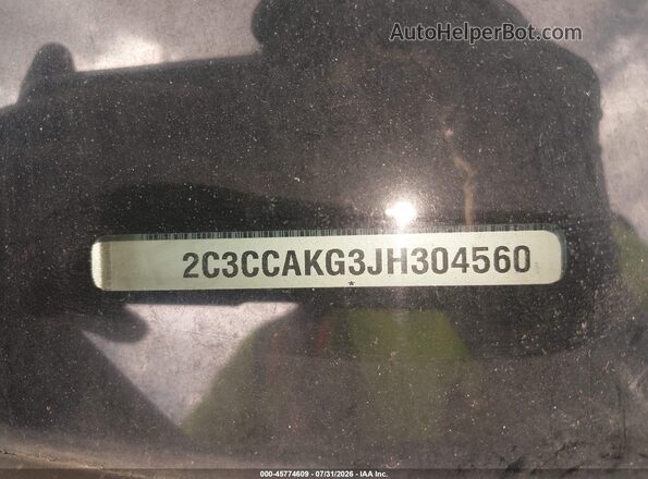 2C3CCAKG3JH304560 2018 CHRYSLER 300 Серебряный 