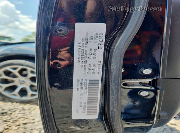2C3CCAKG7HH616777 2017 CHRYSLER 300 Черный Вид подкапотного пространства