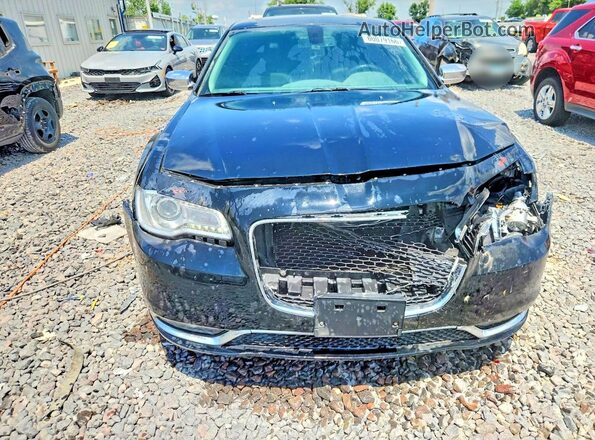 2C3CCAKG7HH616777 2017 CHRYSLER 300 Черный Вид спереди