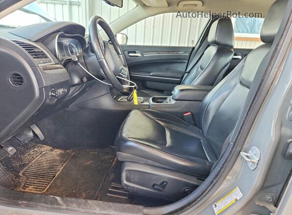 2C3CCAKG8KH689941 2019 CHRYSLER 300 Gray წინა სალონის ხედი