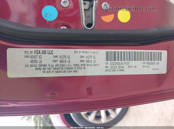 2C3CCAKG9JH177197 2018 CHRYSLER 300 Red Vista del compartimento del motor