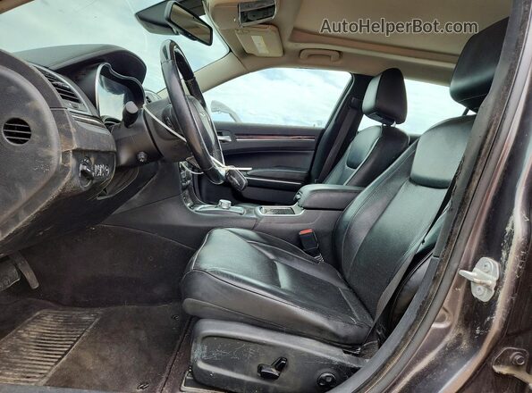 2C3CCAKGXJH304491 2018 CHRYSLER 300 Silver Widok wnętrza z przodu