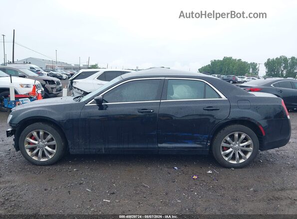 2C3CCARG0HH617971 2017 CHRYSLER 300 Black 