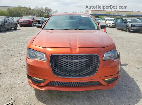 2C3CCARG6LH250177 2020 CHRYSLER 300 Оранжевый Вид спереди