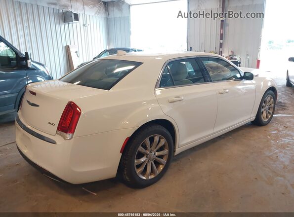 2C3CCARG7JH181898 2018 CHRYSLER 300 White უკანა მარჯვენა