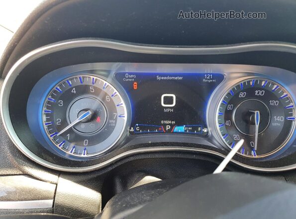 2C3CCARGXJH143095 2018 CHRYSLER 300 Black ხელსაწყოთა პანელის ხედი