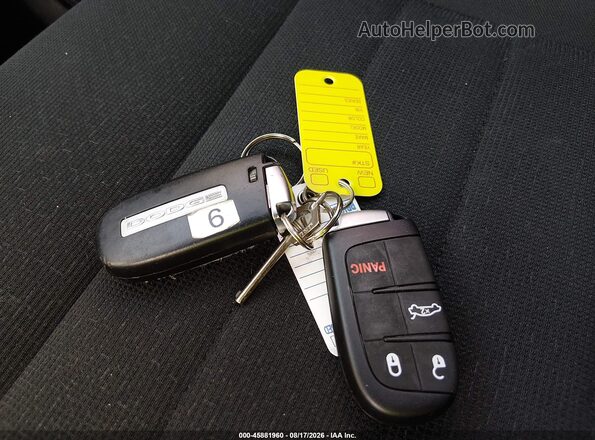 2C3CDXAG3KH734043 2019 DODGE CHARGER Белый Вид панели приборов