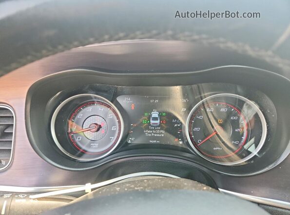 2C3CDXBG0JH173717 2018 DODGE CHARGER Silver Widok zestawu wskaźników