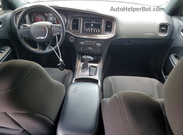2C3CDXBG0NH153473 2022 DODGE CHARGER Gray Widok deski rozdzielczej