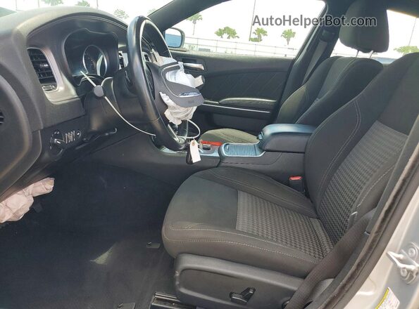 2C3CDXBG0PH531102 2023 DODGE CHARGER Gray Widok wnętrza z przodu