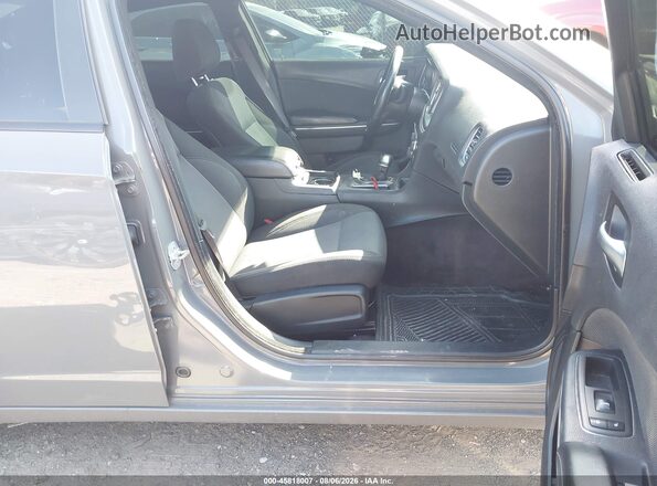 2C3CDXBG1JH180255 2018 DODGE CHARGER Серый Вид салона спереди